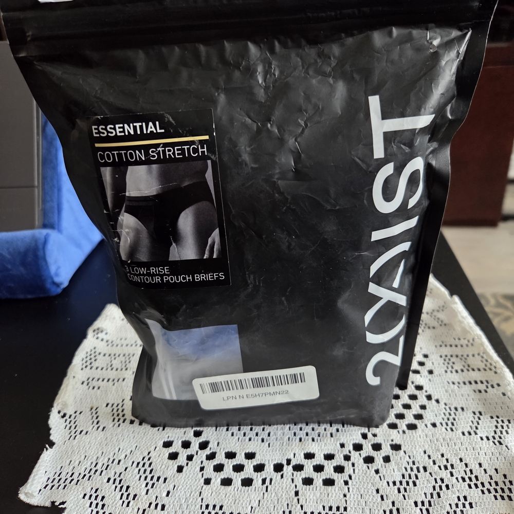 2xist Essential Cotton Stretch Briefs in Black